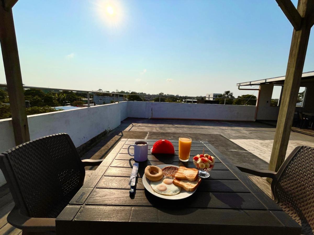Zugi Inn Hotel Leticia Eksteriør bilde