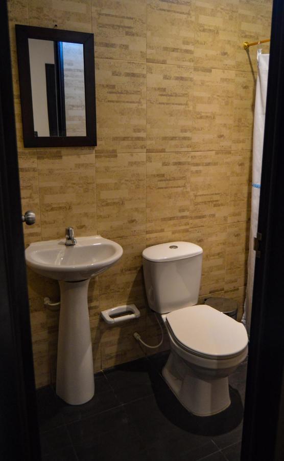 Zugi Inn Hotel Leticia Eksteriør bilde